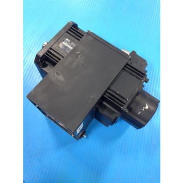 REXROTH INDRAMAT MKD112B-058-KG0-AN MOTOR amp; LEM-RB112C2XX COOLING FAN USED 2F