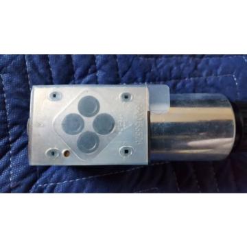 Rexroth Hydraulic Valve 4WE6D62/EG24N9K72L=AN    R901235361