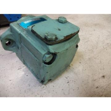 DENISON T6C-031-1R00-B1 MOTOR USED