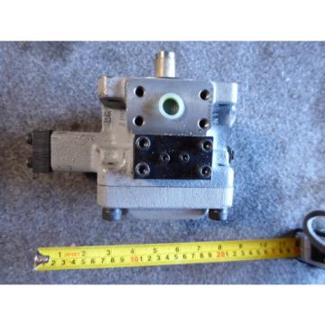 Origin TOYOOKI VANE pumps HVP-VC1-F30A3-B-034