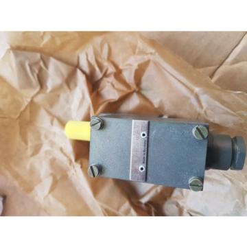 origin Komatsu Mining Germany Rexroth Hydraulic Valve 757 368 73 /  75736873