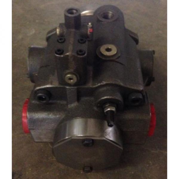 PARKER DENISON HYDRAULIC VARIABLE VOLUME PISTON PUMP PVP33303L26A1VM20 3000PSI #3 image