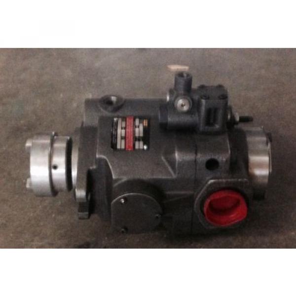 PARKER DENISON HYDRAULIC VARIABLE VOLUME PISTON PUMP PVP33303L26A1VM20 3000PSI #6 image