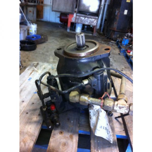 Komatsu wb140-2T hydraulic pumps rexroth a10v074dflr/31er #1 image