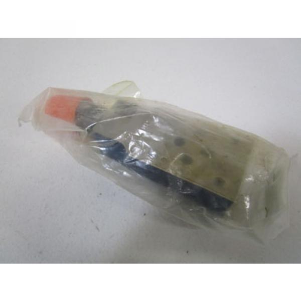 REXROTH HYDRUALIC VALVE R900422214 Origin NO BOX #3 image