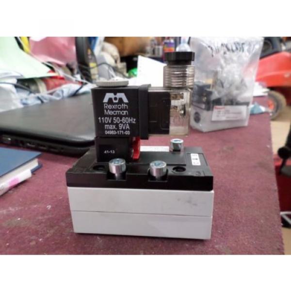 REXROTH PNEUMATIC DIRECTIONAL CONTROL VALVE BASE #K #1 image