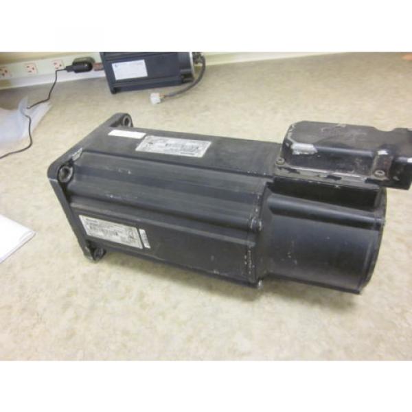 Rexroth Indramat MKD090B-047-GP1-KN  3-Phase Permanent Magnet Motor #2 image