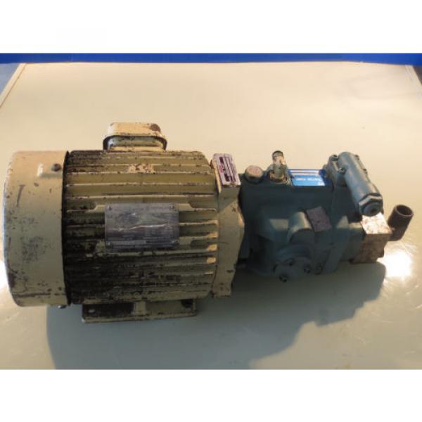 HITACHI HYDRAULIC MOTOR TFO NACHI PUMP UPV-1A-16N0-15H-4-2477A #1 image