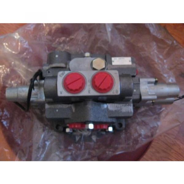 Bosch Rexroth BRH VALVE-1 SECTION,ASSEMBLY 615191-001 #1 image