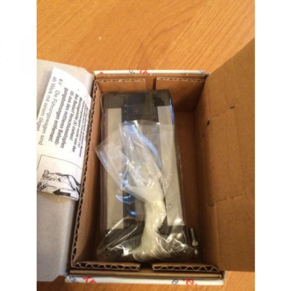 NIB Bosch Rexroth R162321420 Linear Bearing #2 image