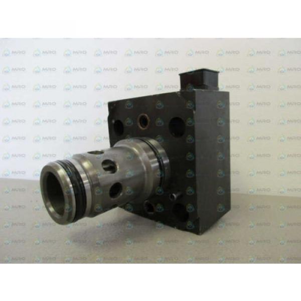 REXROTH 395537/4 FLOW CONTROL VALVE Origin NO BOX #3 image