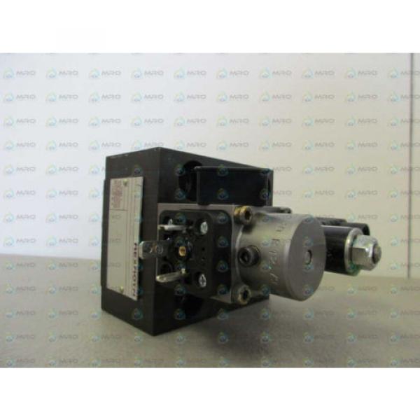 REXROTH 395537/4 FLOW CONTROL VALVE Origin NO BOX #4 image