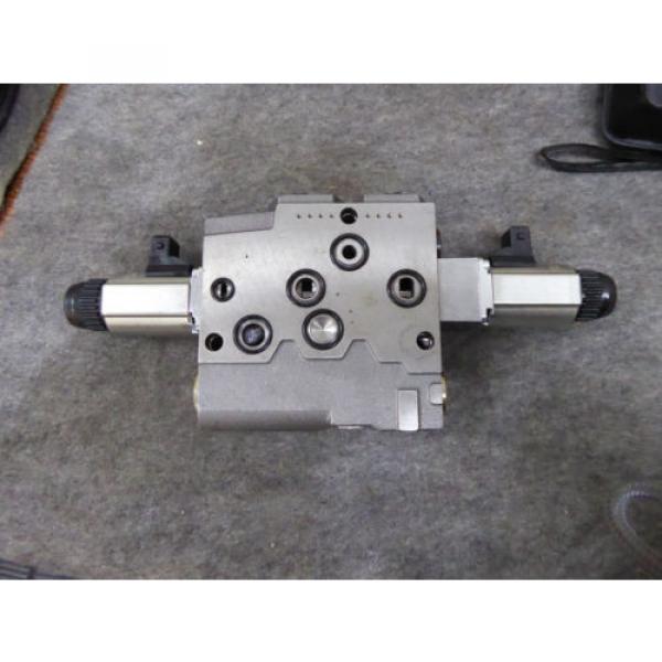 Origin REXROTH SECTIONAL VALVE # R917000868 #1 image