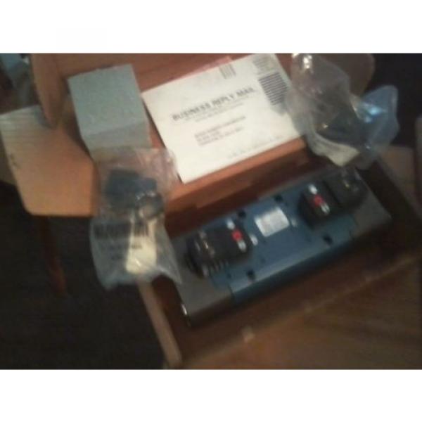 Origin BOSCH REXROTH GS-040042-02626 5P 4-WAY 3POS 120V DOUBLE SOLENOID CERAM VALVE #5 image