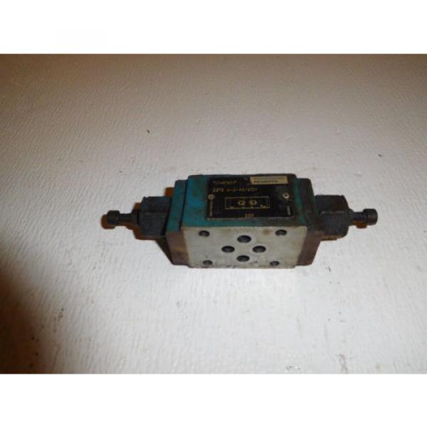 Rexroth D03 Hydraulic Dual Flow Control Valve #1 image